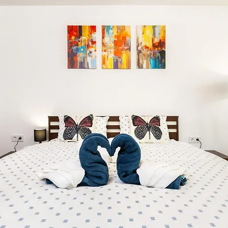 Cozy & 1bd Steps From The Old Town By Flat Manаger Apartment